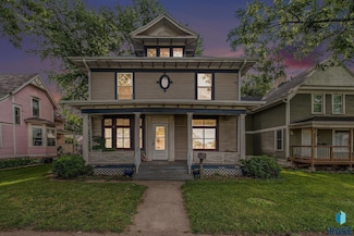 218 S Summit Ave, Sioux Falls, SD 57104