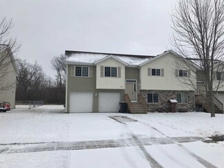 407 Morningside Dr, Deerfield, WI 53531