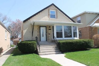 2327 S 13th Ave, Riverside, IL 60546