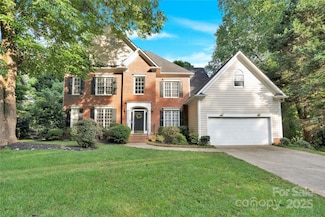 5015 Foxbriar Trail, Charlotte, NC 28269