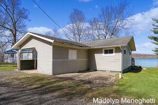 305 Clear Lake Dr, Dowling, MI 49050