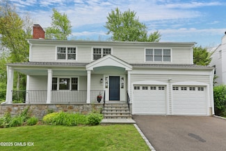 29 Griffith Rd, Riverside, CT 06878