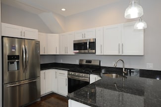 88 Gordon Ave Unit 1, Hyde Park, MA 02136