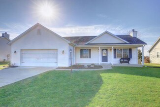 1713 Magnolia Dr, Saint Joseph, IL 61873