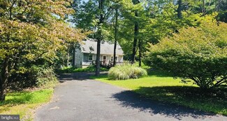639 Sunset Rd, Stroudsburg, PA 18360