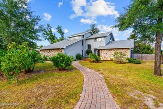 2137 E 9th St, Lynn Haven, FL 32444