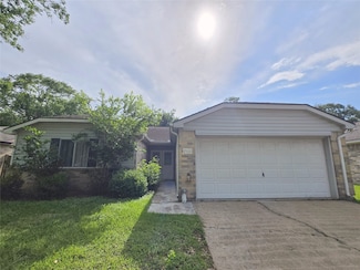 2922 Whetrock Ln, Sugar Land, TX 77479