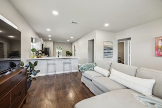 1215 Morrell Ave, Dallas, TX 75203
