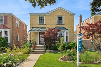 6967 W Wolfram St, Chicago, IL 60634
