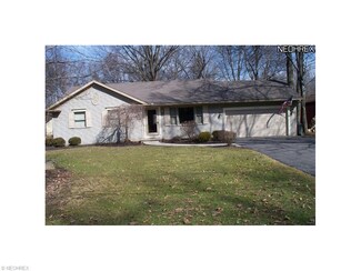 3376 Decamp Rd, Youngstown, OH 44511