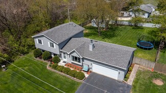 8110 Pinoak Dr, Wonder Lake, IL 60097