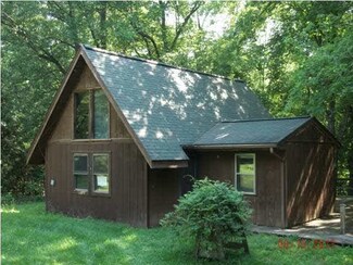 2380 N Dogwood Cir, Eckerty, IN 47116