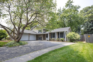 0N244 Peter Rd, Winfield, IL 60190