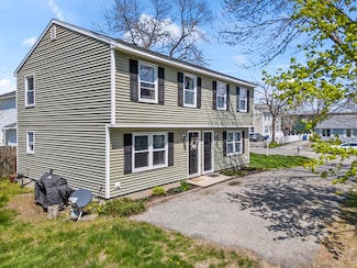 121 Providence St, Portland, ME 04103