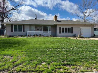 1525 SW Indian Trail, Topeka, KS 66604
