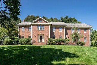 235 Warren St, Brookline, MA 02445