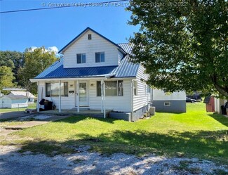 110 Pfost Ave, Ripley, WV 25271