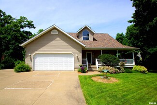 19 Quinn Ct, Davenport, IA 52802
