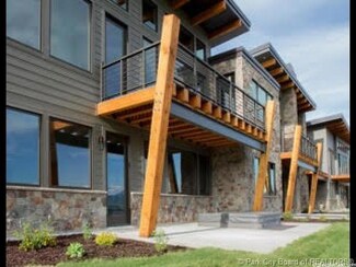 5219 E Moose Hollow Dr Unit 304, Eden, UT 84310