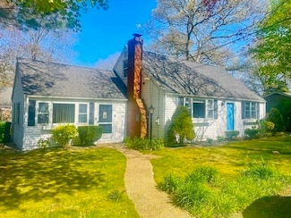 19 Anthony Rd, West Yarmouth, MA 02673