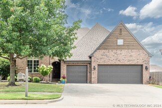 2013 W 109th St S, Jenks, OK 74037
