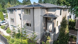 553 SE Andrews St Unit B, Issaquah, WA 98027