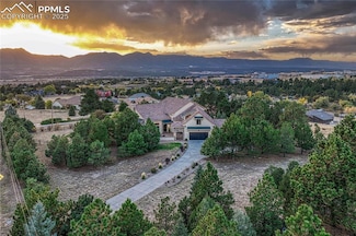 2070 Alamosa Dr, Colorado Springs, CO 80920