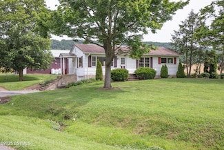34 Faylor Ln, Winfield, PA 17889