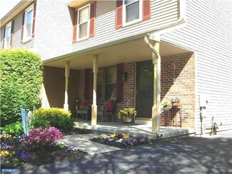 29 Wynmere Dr, Horsham, PA 19044