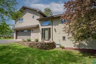 925 N Blackman Ave, Duluth, MN 55811