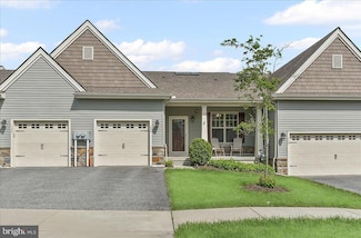 136 Harlow Pointe Ct, Landenberg, PA 19350