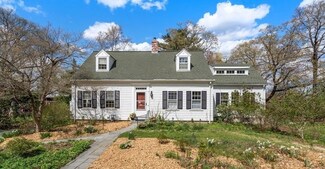 36 Huntington Ave, Sharon, MA 02067