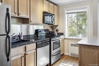 1450 Albion St Unit 206, Denver, CO 80220