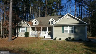 11290 Annabelle Dr, Swan Point, MD 20645