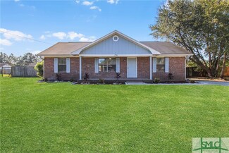 256 Shayna Dr NE, Hinesville, GA 31313