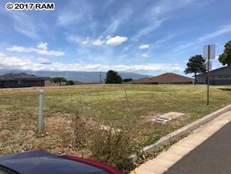 14 Moolu St Unit 37, Wailuku, HI 96793