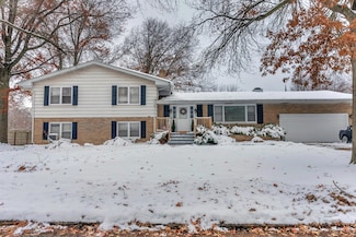 6860 Delaware St, Merrillville, IN 46410