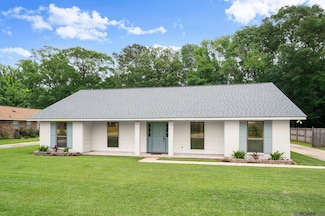 14326 Winslow Dr, Pride, LA 70770