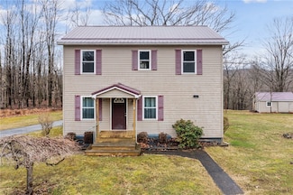 617 Bash Rd, Indiana, PA 15701