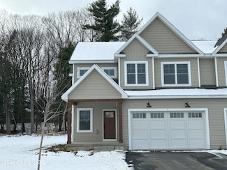 9 Kelts Farm Rd, Schenectady, NY 12309