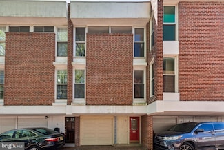 18 University Mews, Philadelphia, PA 19104