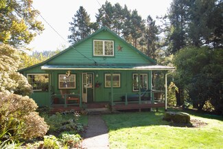 29 Neal Loop, Toledo, OR 97391