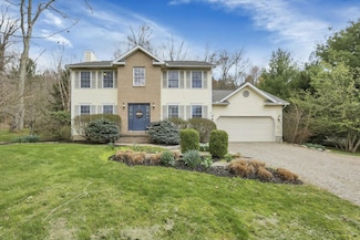 7590 Castle Rock Dr, Nashport, OH 43830