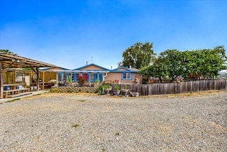118 S 12th St, Fortuna, CA 95540