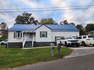 113 Wintergreen St, Bluefield, WV 24701