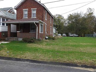 253 Elm St, Vandergrift, PA 15690