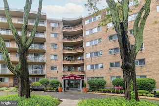 309 Florence Ave Unit 618-N, Jenkintown, PA 19046
