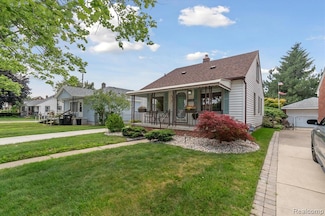 1766 Cora St, Wyandotte, MI 48192