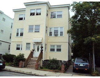 52 Selden St, Dorchester Center, MA 02124