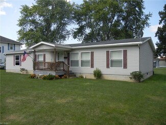 386 N Mad Anthony St, Millersburg, OH 44654